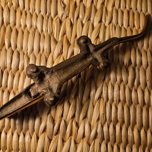 Vintage MCM Brass Alligator/Crocodile Nut Cracker - Picture 5 of 8